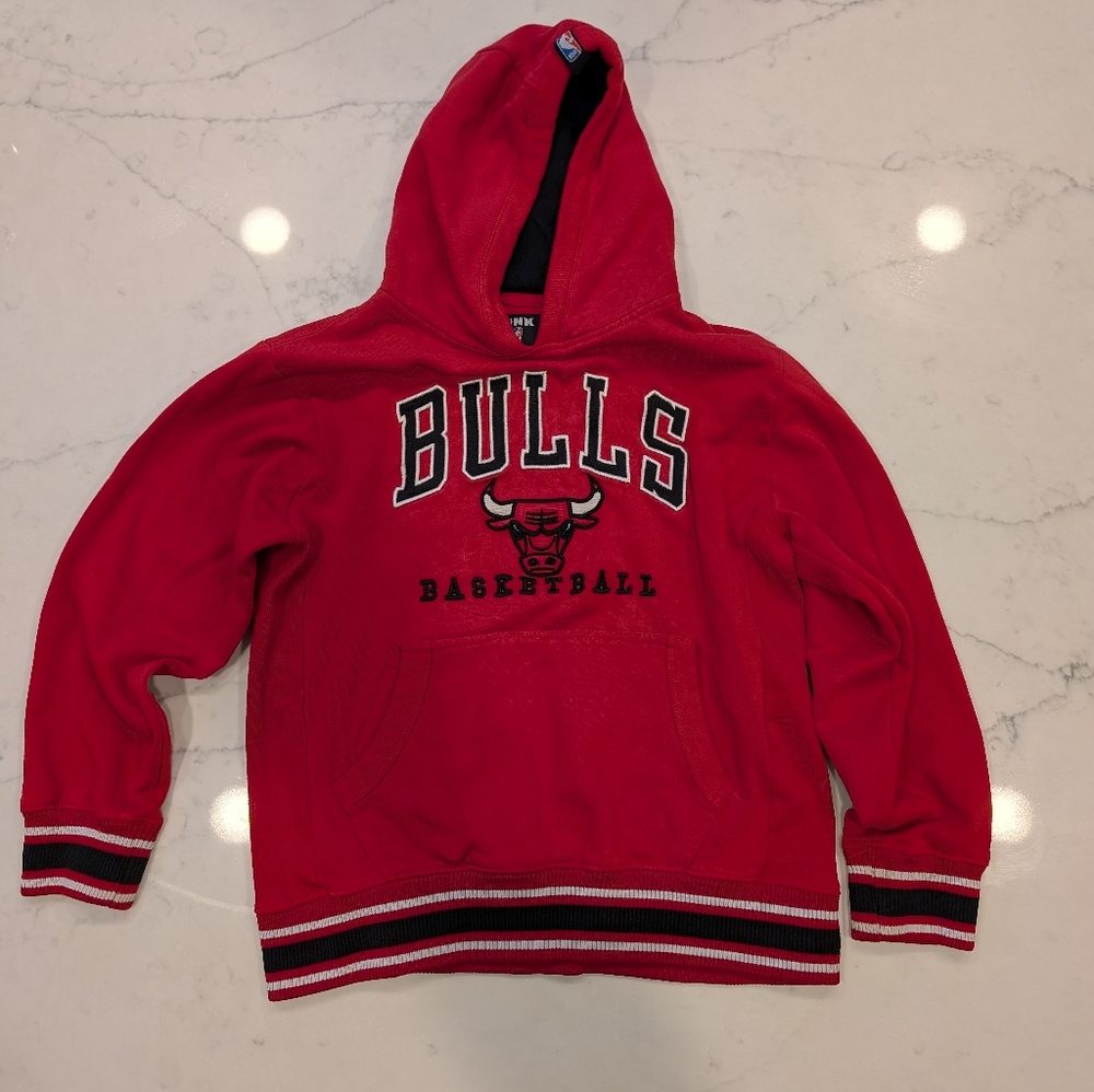 UNK Hoodie NBA Chicago Bulls Basketball USA Spellout Sweatshirt Youth Large